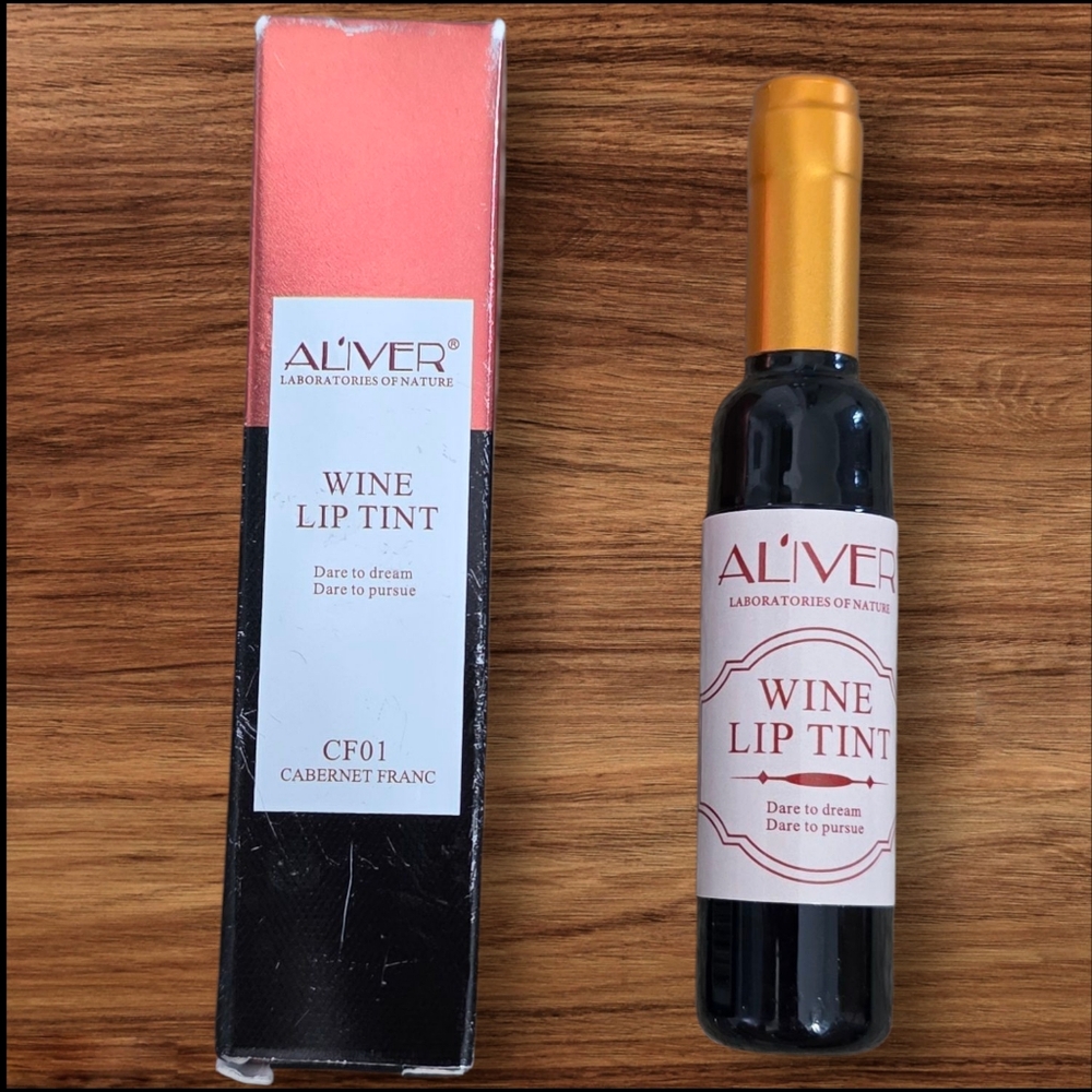 AL'IVER Wine Lip Tint - Cabernet Franc (NWOT)
